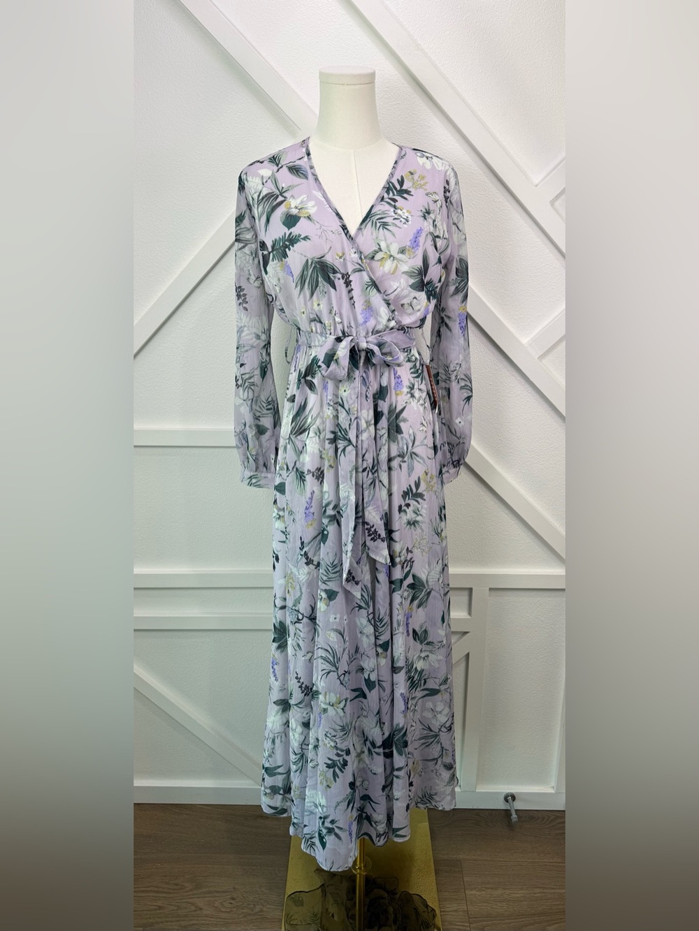 NWT Ivy City Co Lavender Fields Faux Wrap Maxi Dress Size Small Purple Floral - Picture 2 of 11